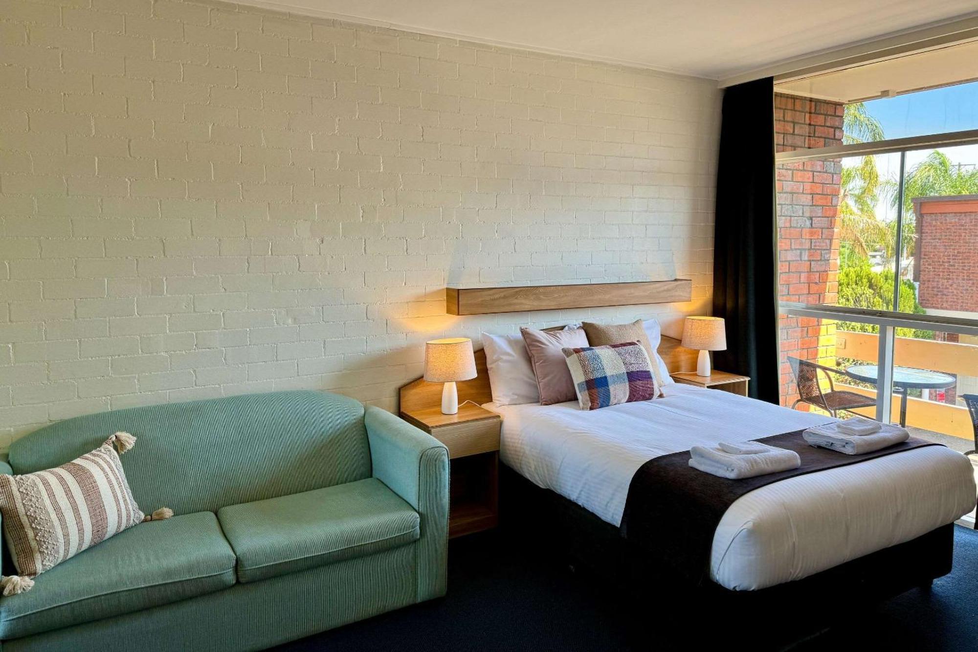 Econo Lodge Gateway Tamworth Esterno foto